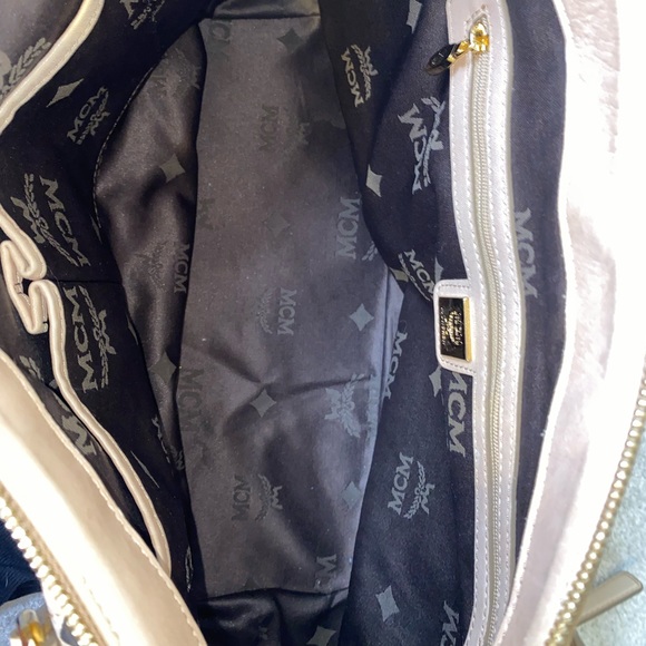 💯AUTHENTIC MCM BAG - Picture 6 of 10